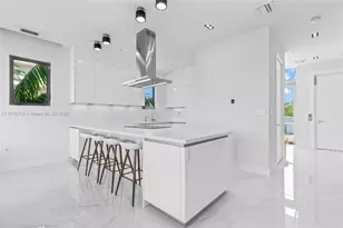 2890 N Ocean Dr, Hollywood, FL 33019 - Photo 9