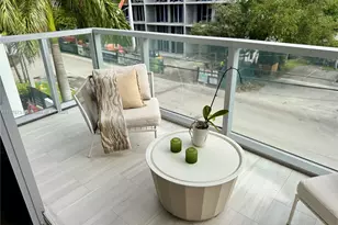 13800 Highland Dr, North Miami Beach, FL 33181 - Photo 19