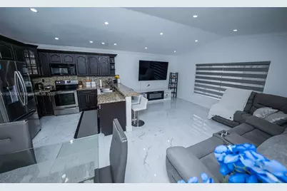 17404 SW 142nd Pl, Miami, FL 33177 - Photo 3