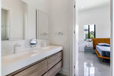 17950 SW 192nd St, Miami, FL 33187 - Photo 39
