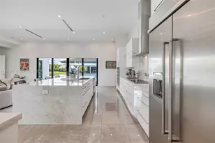 17950 SW 192nd St, Miami, FL 33187 - Photo 19