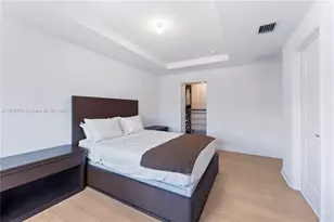 5025 SW 37th St, Pembroke Park, FL 33023 - Photo 7