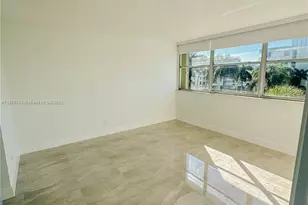 16546 NE 26th Ave, North Miami Beach, FL 33160 - Photo 11