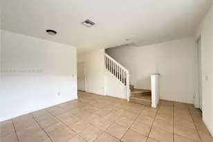 3204 SE 5th Ct, Homestead, FL 33033 - Photo 9