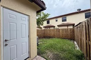3204 SE 5th Ct, Homestead, FL 33033 - Photo 5