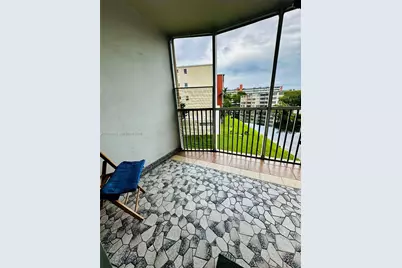 1690 NE 191st St #305-1, Miami, FL 33179 - Photo 11