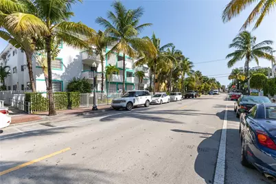 350 Collins Ave #103, Miami Beach, FL 33139 - Photo 23
