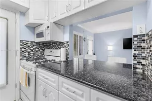 350 Collins Ave, Miami Beach, FL 33139 - Photo 3