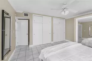 350 Collins Ave, Miami Beach, FL 33139 - Photo 13