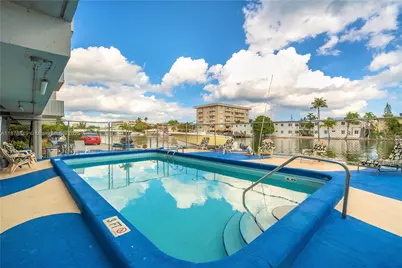 8305 Crespi Blvd #2D, Miami Beach, FL 33141 - Photo 21