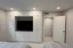 901 S Surf Rd, Hollywood, FL 33019 - Photo 29