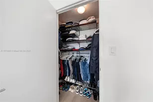 55 SE 6th St, Miami, FL 33131 - Photo 31