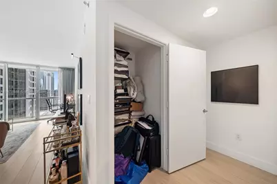 55 SE 6th St #1908, Miami, FL 33131 - Photo 33