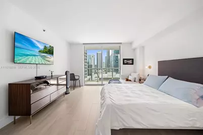 55 SE 6th St #1908, Miami, FL 33131 - Photo 27