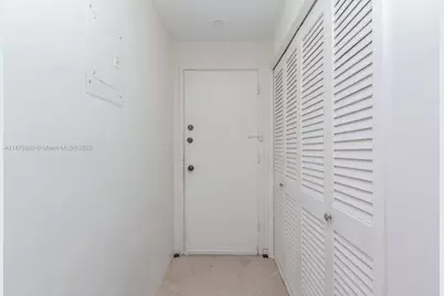 5825 Collins Ave #2E, Miami Beach, FL 33140 - Photo 21