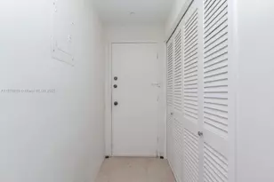 5825 Collins Ave, Miami Beach, FL 33140 - Photo 21