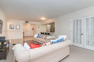 5825 Collins Ave, Miami Beach, FL 33140 - Photo 9