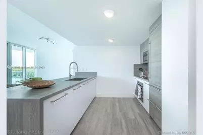 400 Sunny Isles Blvd #501, Sunny Isles Beach, FL 33160 - Photo 5