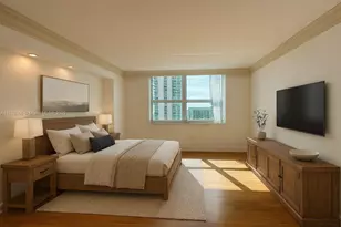 1155 Brickell Bay Dr, Miami, FL 33131 - Photo 3