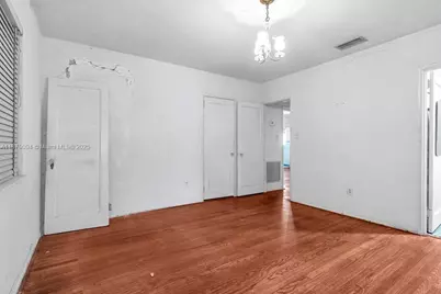 515 W 30th St, Miami Beach, FL 33140 - Photo 19