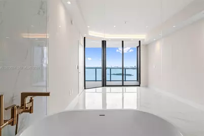700 NE 24th St #2402, Miami, FL 33137 - Photo 33