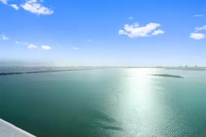 700 NE 24th St #2402, Miami, FL 33137 - Photo 3