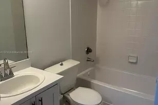 9777 Nob Hill Ct, Sunrise, FL 33351 - Photo 9