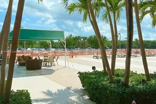 400 Kings Point Dr, Sunny Isles Beach, FL 33160 - Photo 19