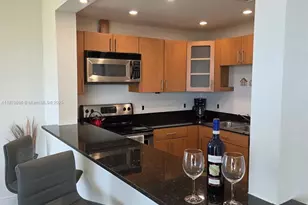 20335 W Country Club Dr, Aventura, FL 33180 - Photo 21