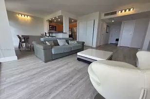 20335 W Country Club Dr, Aventura, FL 33180 - Photo 9