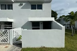 483 NW 19th St, Miami, FL 33136 - Photo 1