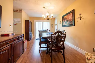 10630 NW 41st St, Coral Springs, FL 33065 - Photo 15