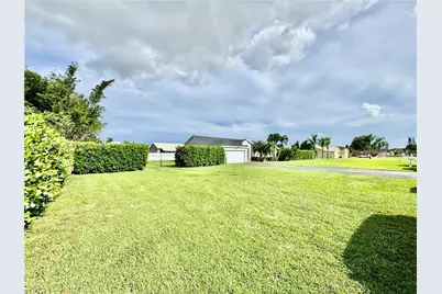 1635 NW 15th Ter, Homestead, FL 33030 - Photo 5