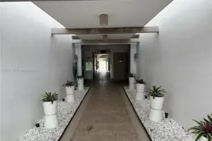 3040 NE 16th Ave, Oakland Park, FL 33334 - Photo 3