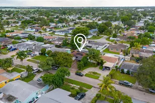 740 N 73rd Ter, Hollywood, FL 33024 - Photo 27