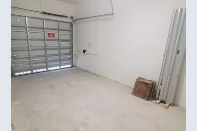 2602 SE 11th St #2602, Homestead, FL 33035 - Photo 9