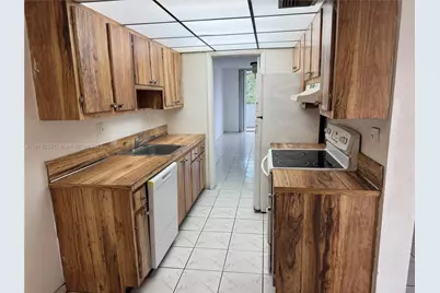 3001 NW 48th Ave #437, Lauderdale Lakes, FL 33313 - Photo 11