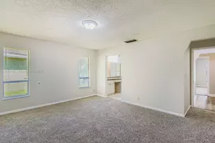 7008 NW 49th Ct, Lauderhill, FL 33319 - Photo 17
