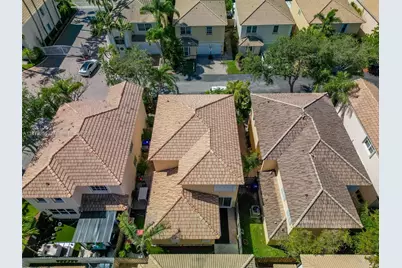 1251 Johnson Ct, Hollywood, FL 33019 - Photo 39