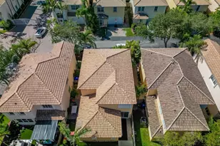 1251 Johnson Ct, Hollywood, FL 33019 - Photo 39