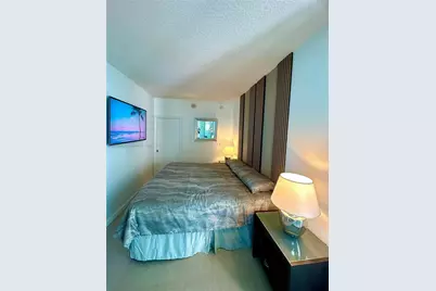 1900 N Bayshore Dr #1505, Miami, FL 33132 - Photo 7