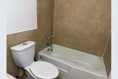 1800 Sans Souci Blvd #106, North Miami, FL 33181 - Photo 15