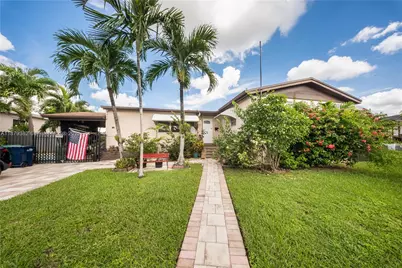 8341 SW 27th Ln, Miami, FL 33155 - Photo 3