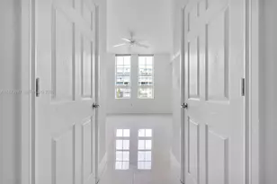 3001 NE 185th St, Aventura, FL 33180 - Photo 13