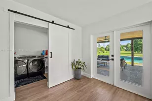 17611 SW 66th St, Southwest Ranches, FL 33331 - Photo 13