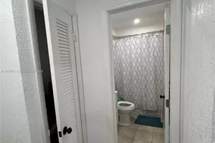 5724 SW 18th St, West Park, FL 33023 - Photo 19