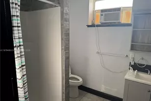 2435 N Dixie Hwy, Wilton Manors, FL 33305 - Photo 7