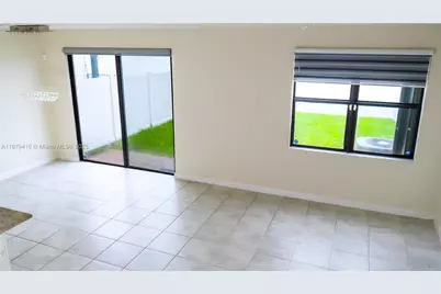 3343 W 100th Ter, Hialeah, FL 33018 - Photo 35