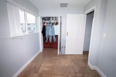 1968 NW 4th Ct #323, Miami, FL 33136 - Photo 17