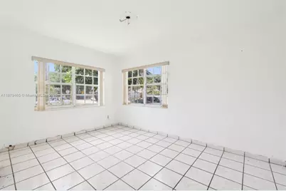 1121 SW 36th Ave, Miami, FL 33135 - Photo 13